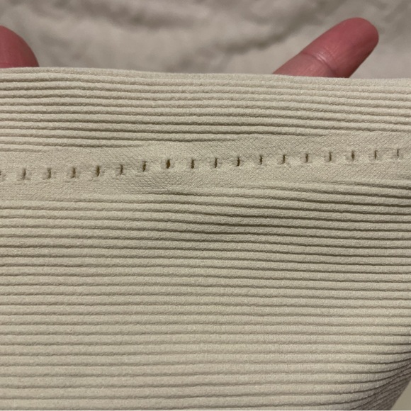 ZARA KIDS ACTIVEWEAR Top. - Picture 3 of 3